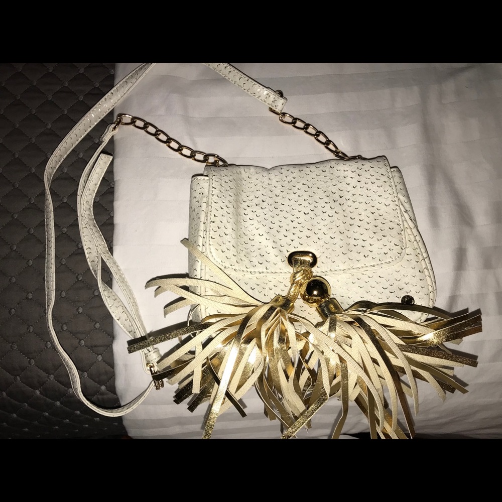 Cross body
